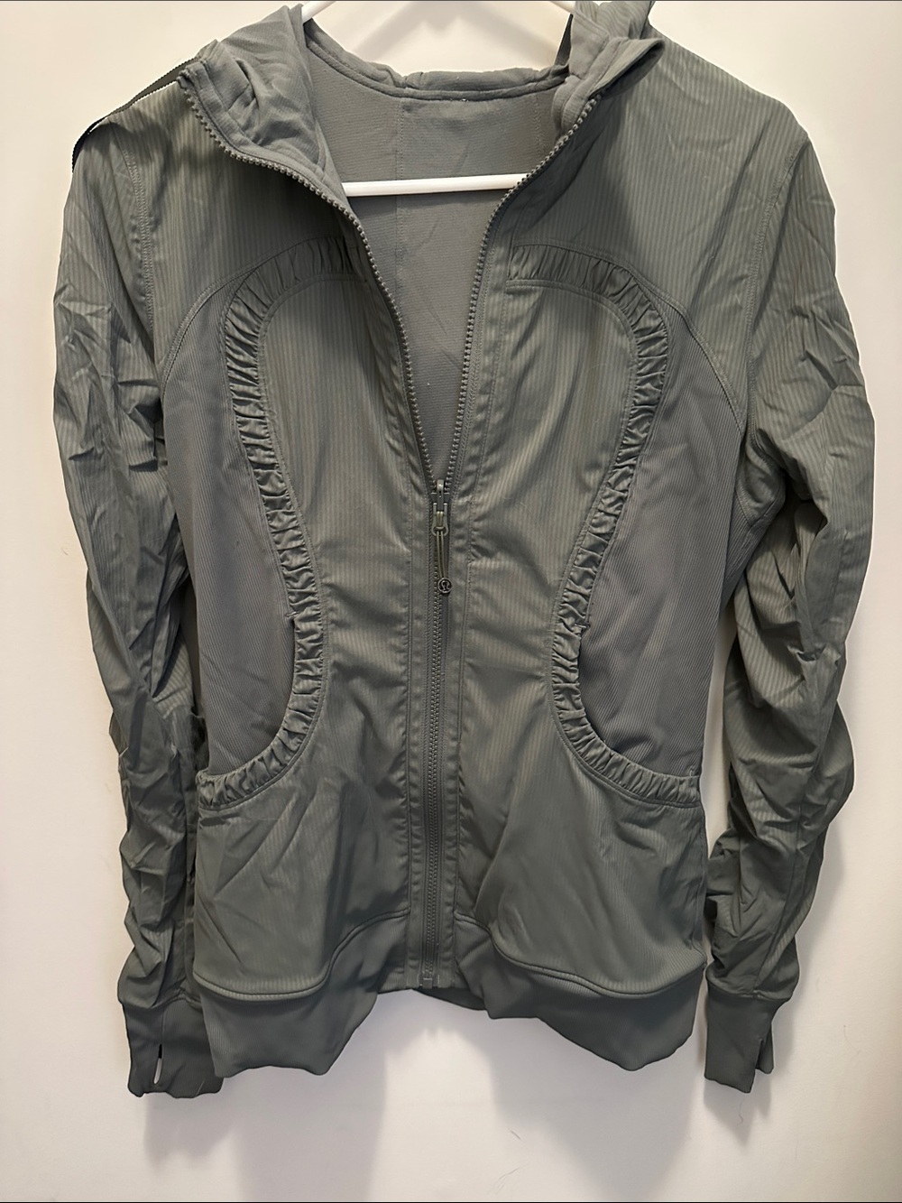 Lululemon army green zip jacket with hood